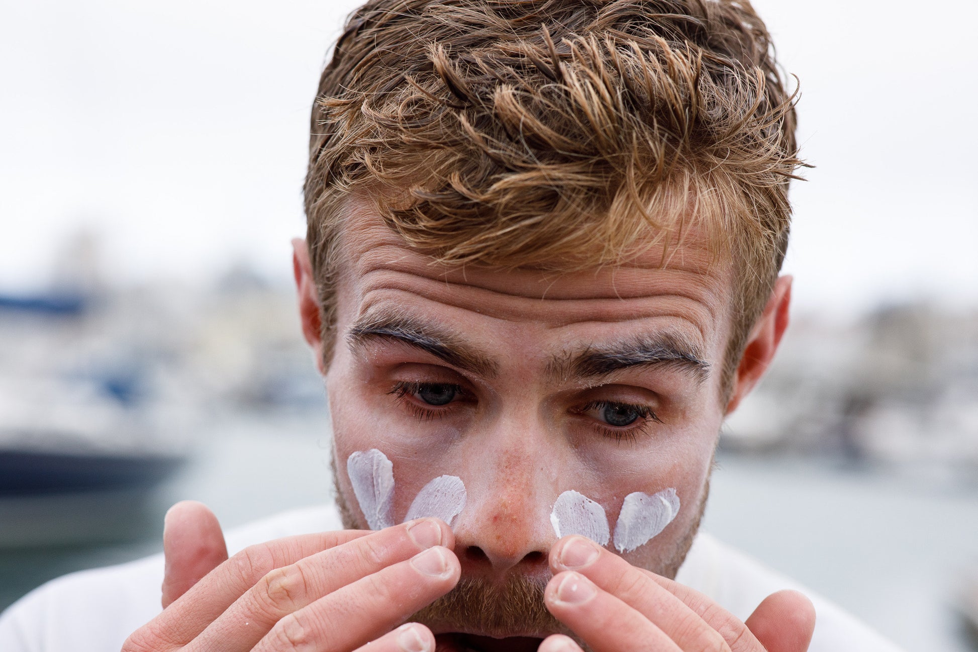 Harken Derm Ultimate Shield sunscreen SPF 50+ Application example